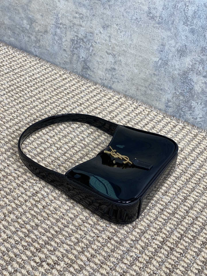 Y51 hobo bags